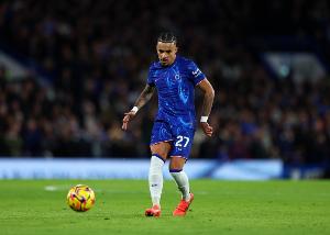 古斯托：拥有的第一件印号球衣是贝尔的；蓝军首秀就对阵利物浦