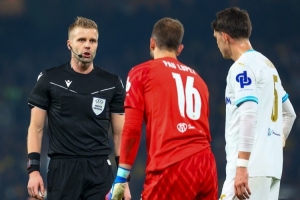 国米客战圣吉罗斯裁判：瑞典裁判尼伯格执法，第四官员拉德贝克